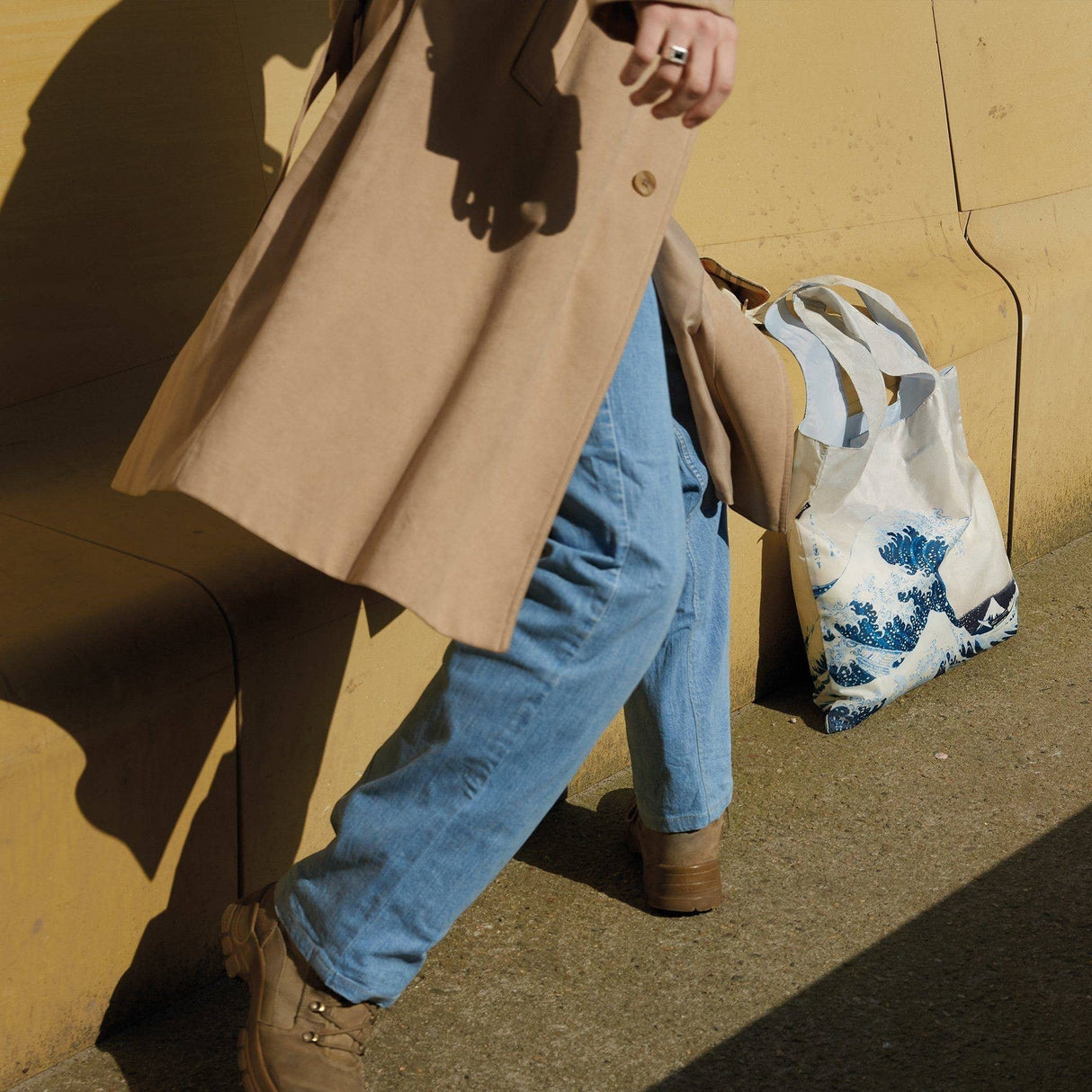 LOQI The Great Wave Recycled Bag