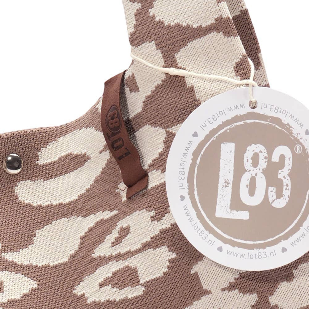 LOT83 Shopper Lois 11