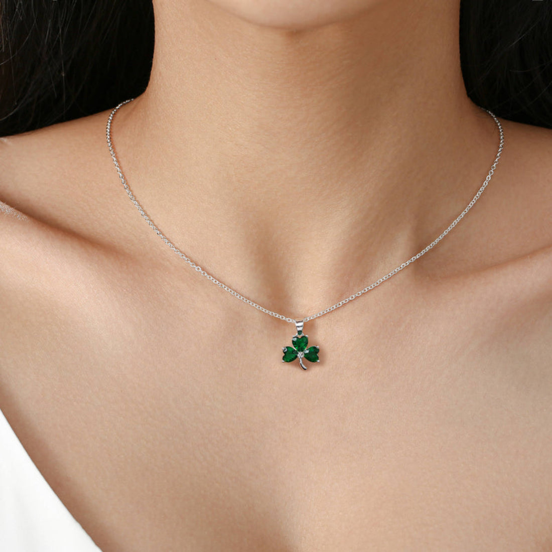 Celtic Ore 3 Stone Green Shamrock Necklace