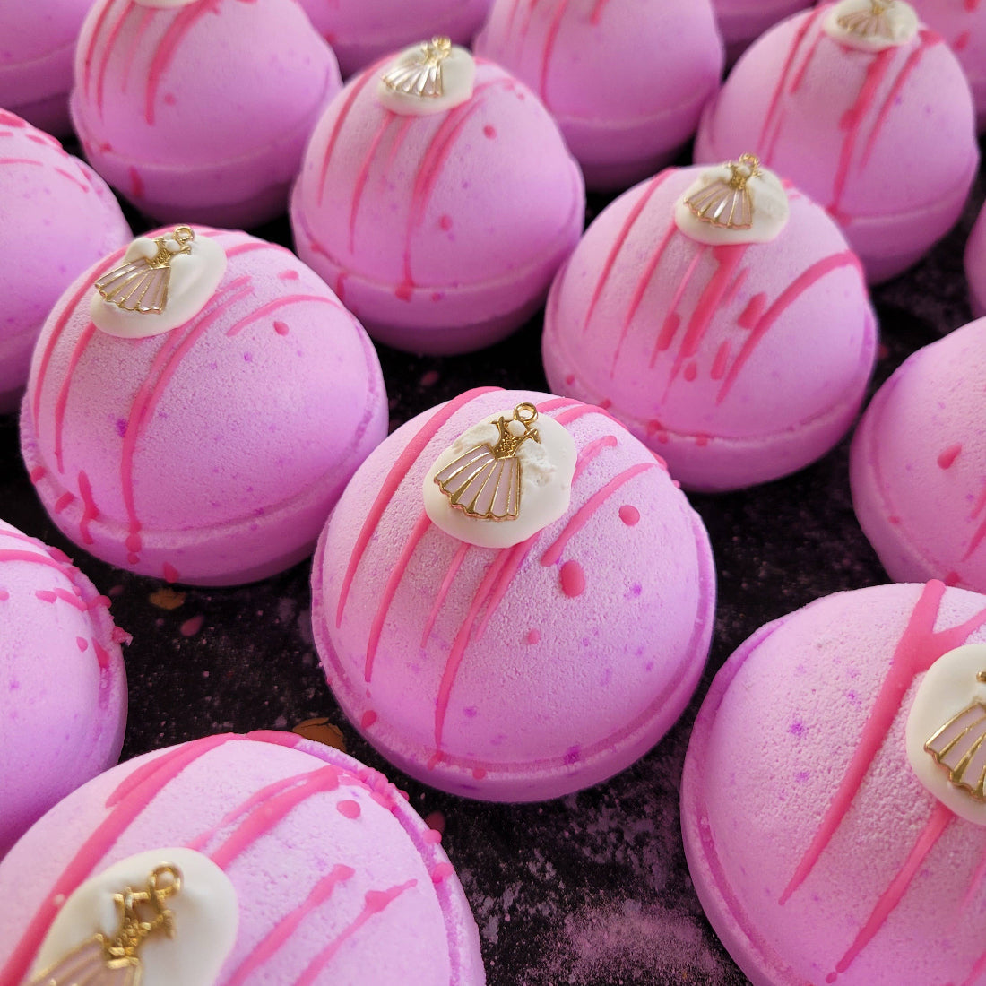 MLBS No 26 Bath Bomb