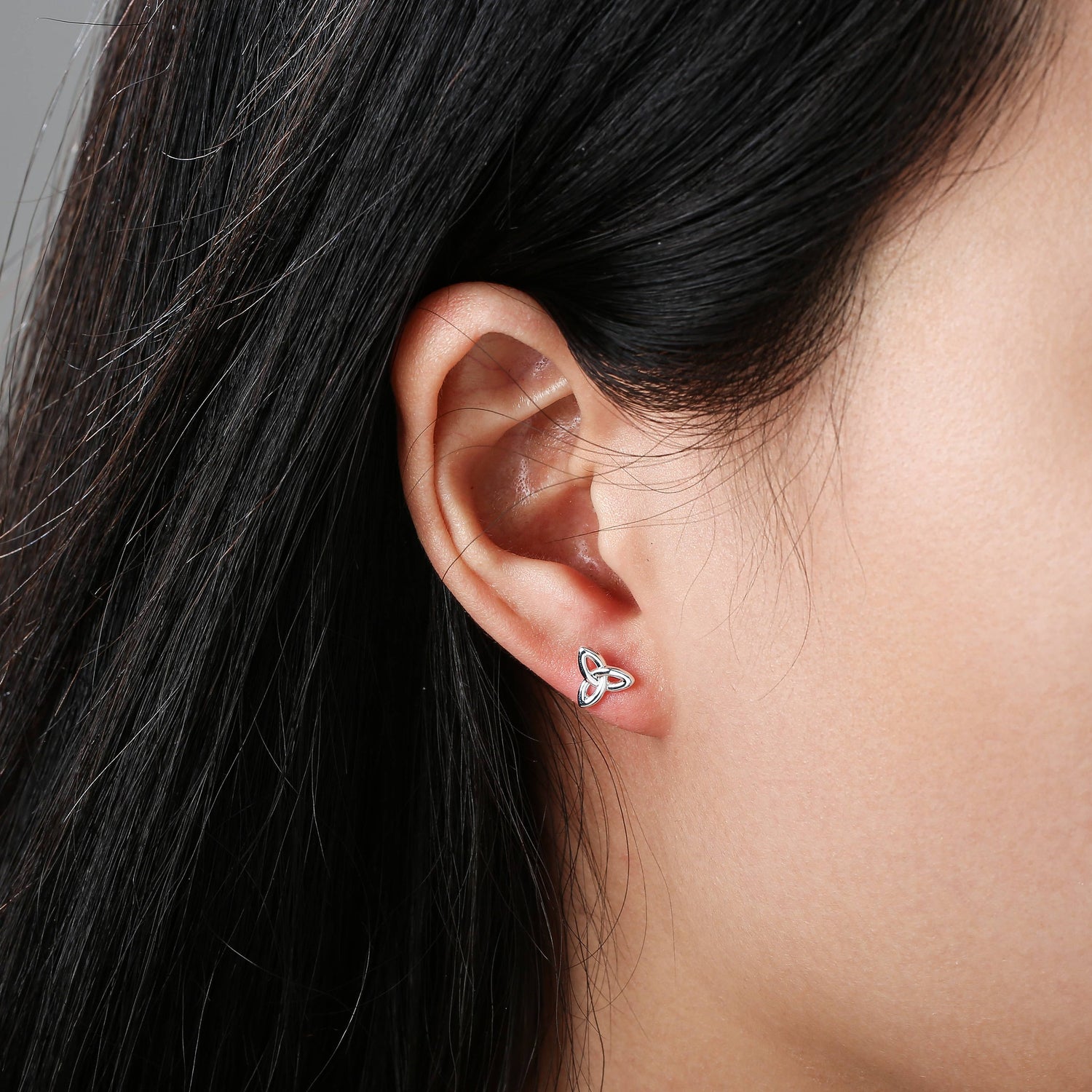 Gra Collection Plain Trinity Earrings