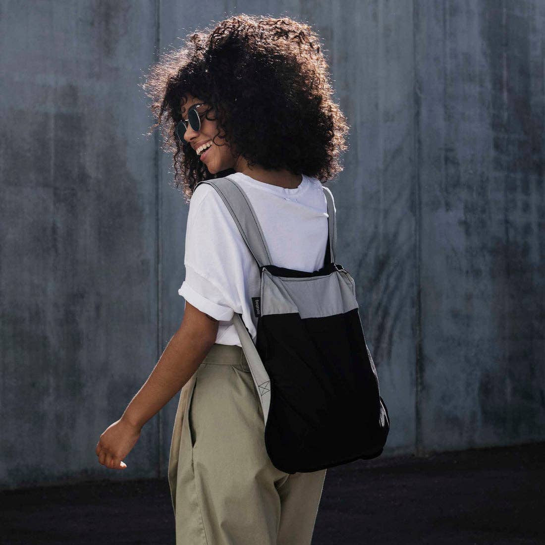 Notabag Convertible Bag and Backpack - Grey/Black