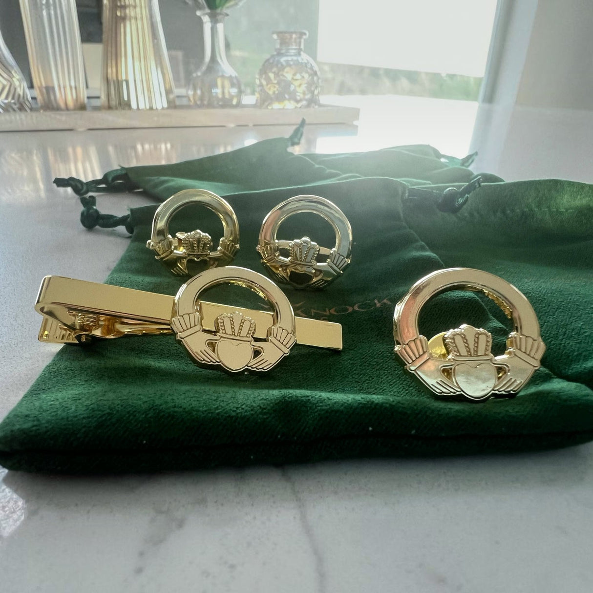 CastleKnock Designs Claddagh Ring Cufflinks Tie Clip Pin Set - Gold