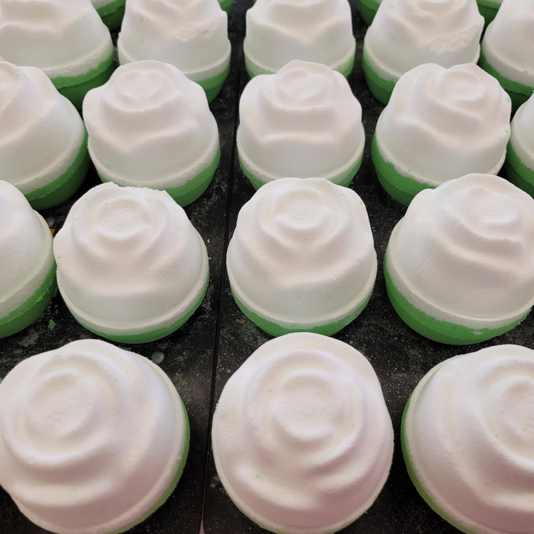 MLBS Peony, Passionfruit & Orchid Jumbo Bath Bomb