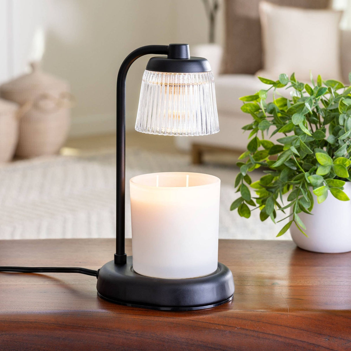 CANDLE WARMERS® Fluted Glass Cadle Warmer