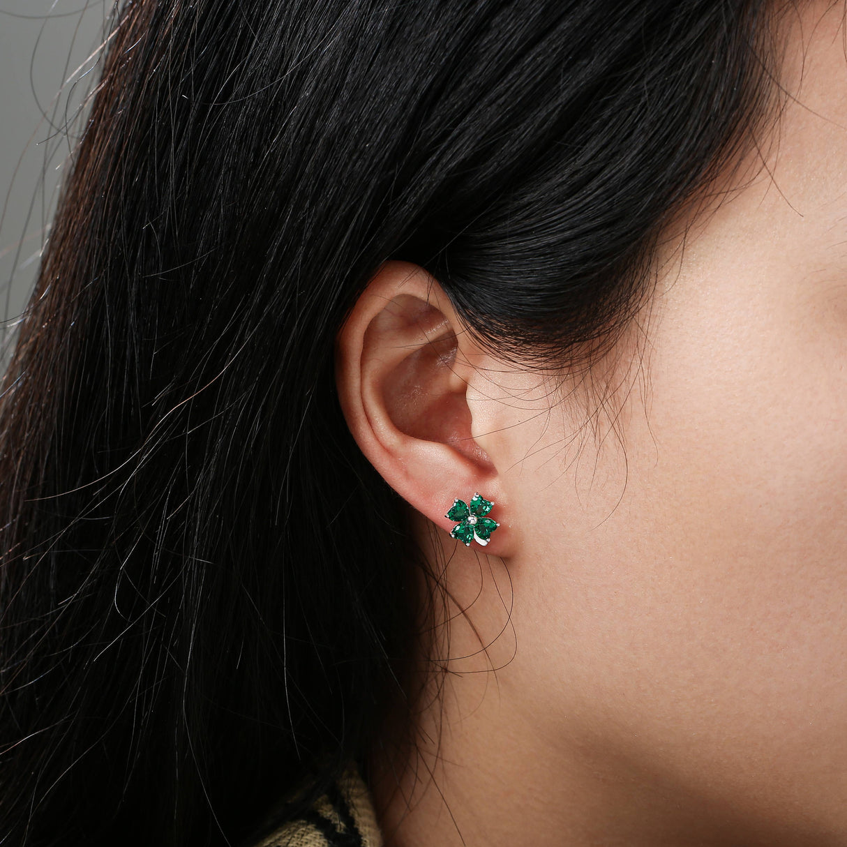 Celtic Ore 4 Stone Green Clover Earrings