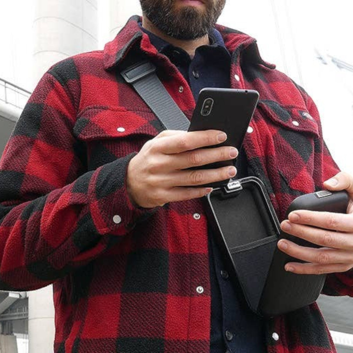ÖGON Design Phone Bag & Wallet