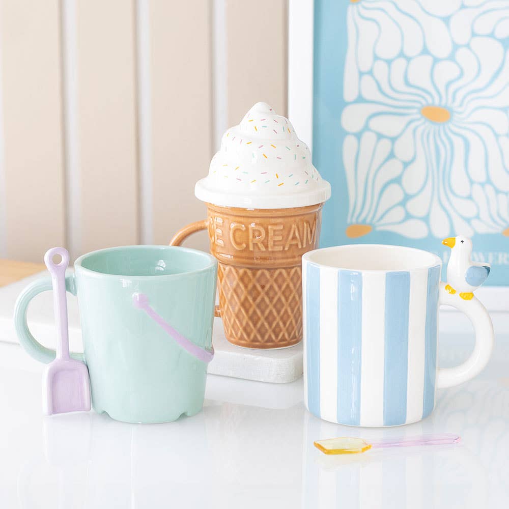 Something Different Bucket Mug with Spade Spoon