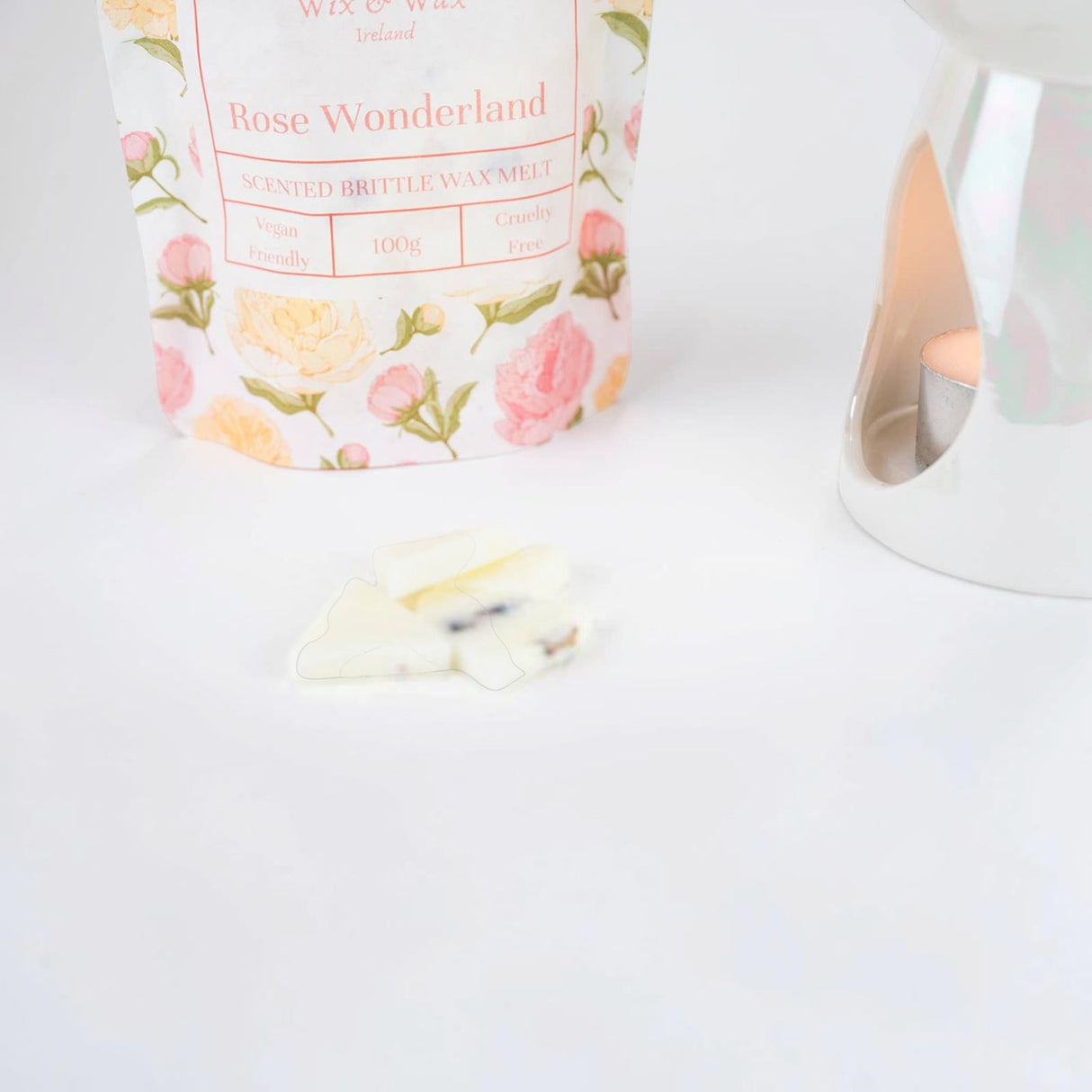 Wix & Wax Rose Wonderland Brittle Wax Melt