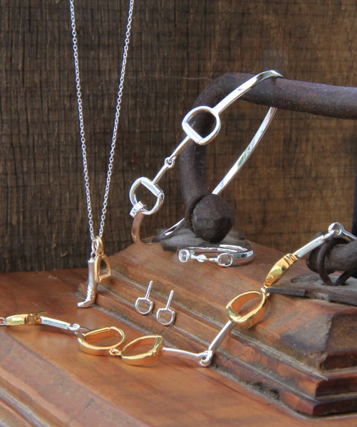 Reeves Mini Snaffle Studs